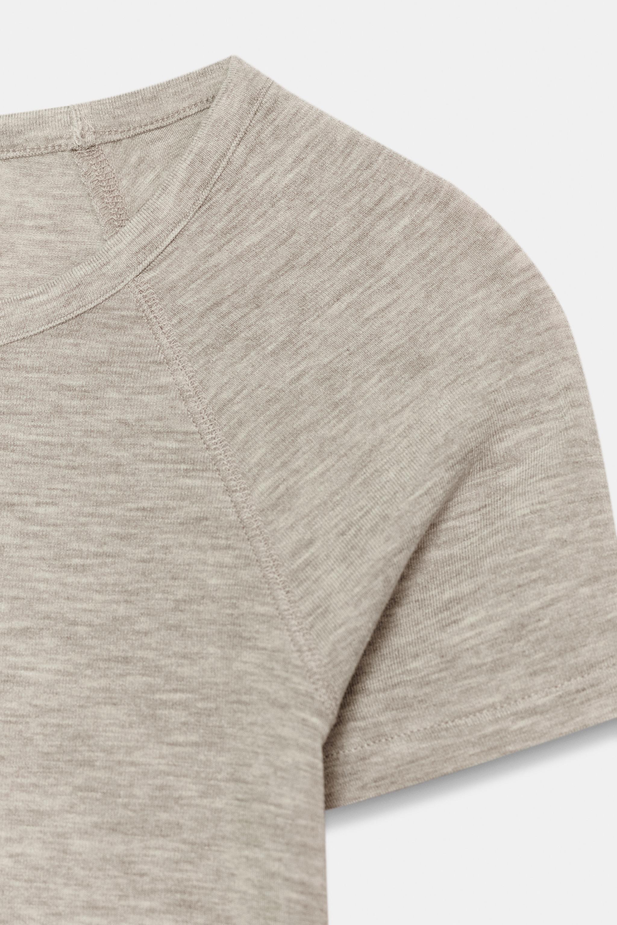 T-SHIRT À MANCHES COURTES RAGLAN